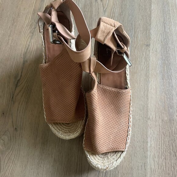 Marc Fisher Mlannie Platform Espadrille Women's Wedge Sandal Size 8 M - Picture 2 of 7